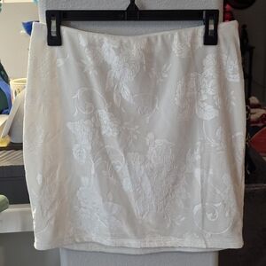 Elegant White Floral Skirt